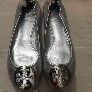 Tory Burch Reva Flat - Silver